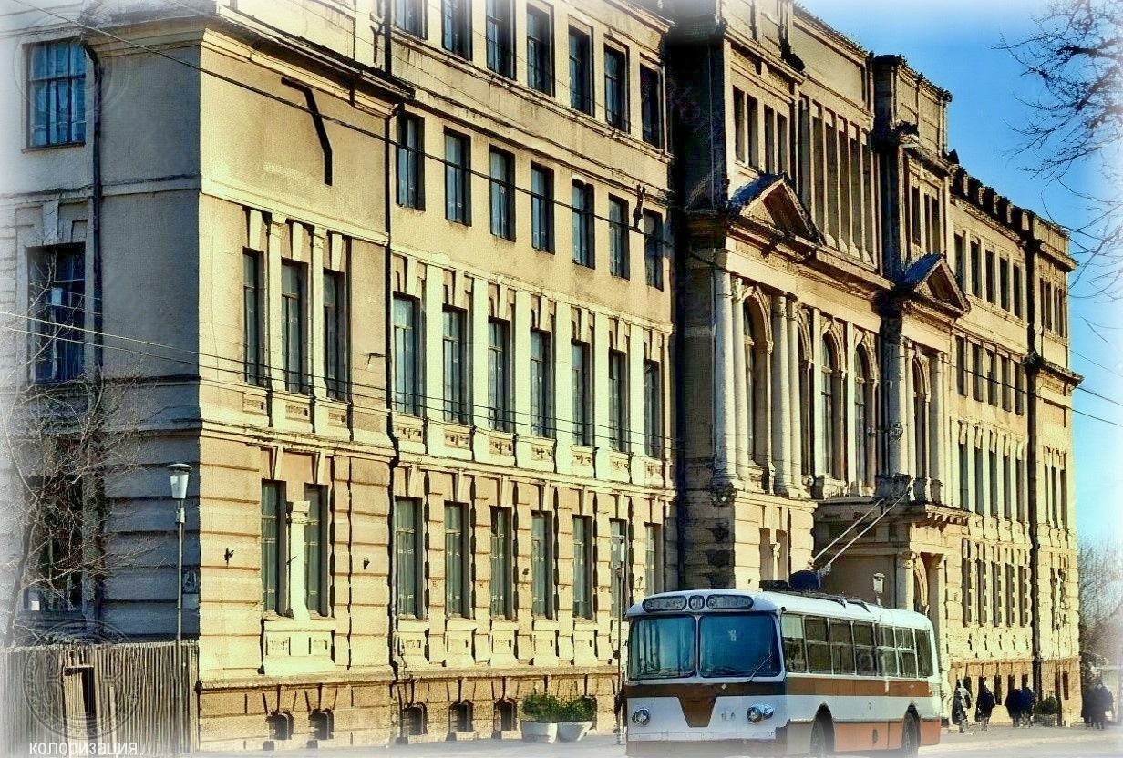   . 1970- .. , 33.