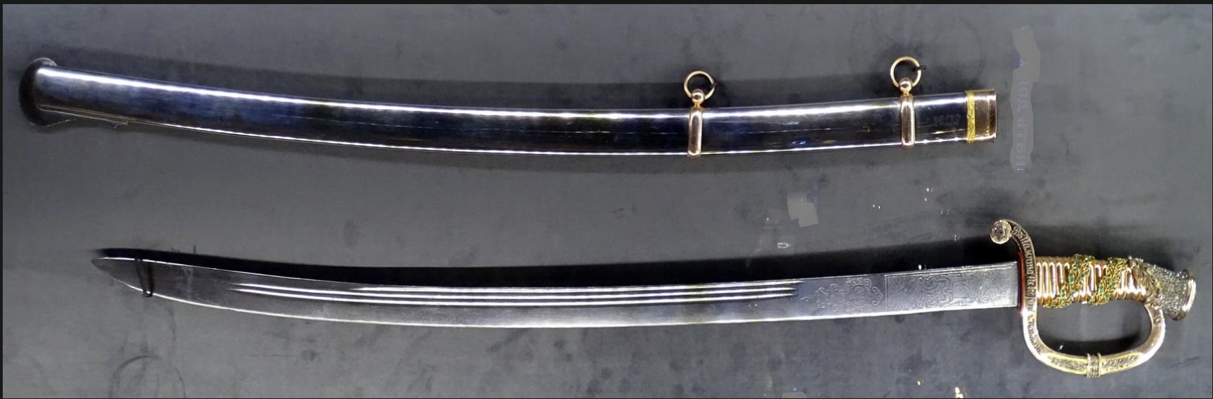 ����� �.�. ������������