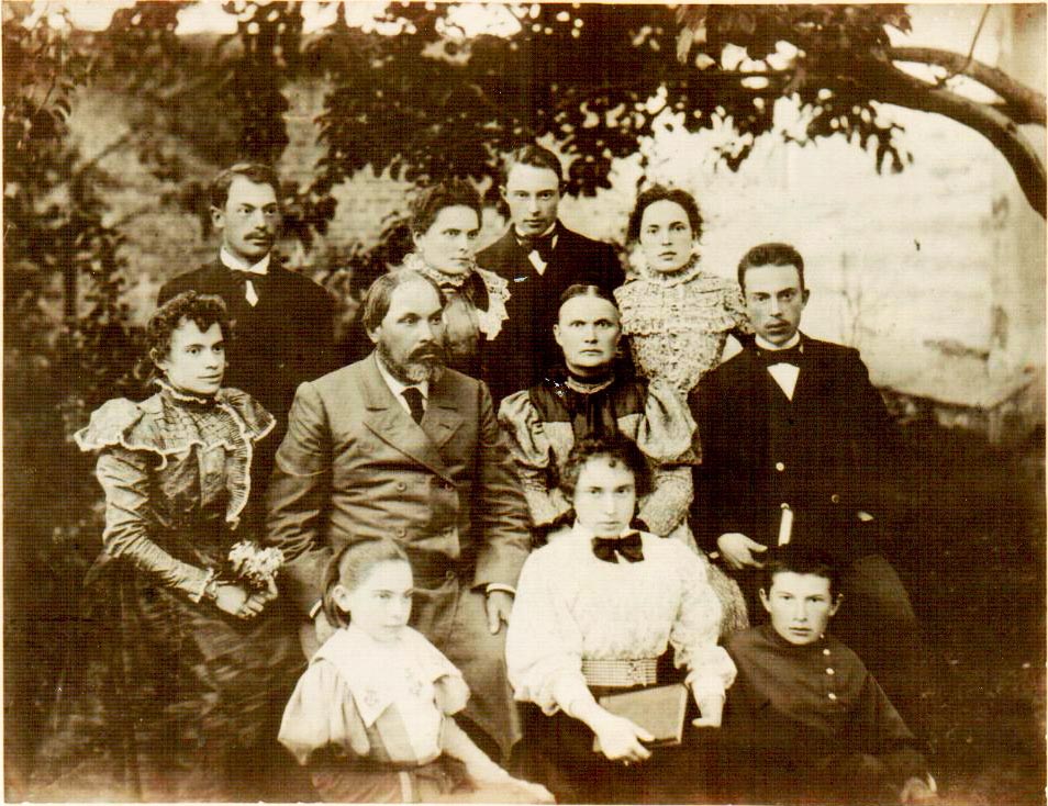 семья В.Т. Дулеева