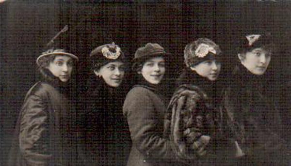 Курские гимназистки. 1906 г.