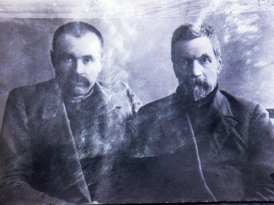  Пьяных Иван Емельянович и его старший сын Иван Иванович